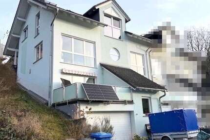 Haus Bad Camberg - 6 Zimmer, 185 m&sup2;, 530.000&euro; | Angebot:24448585