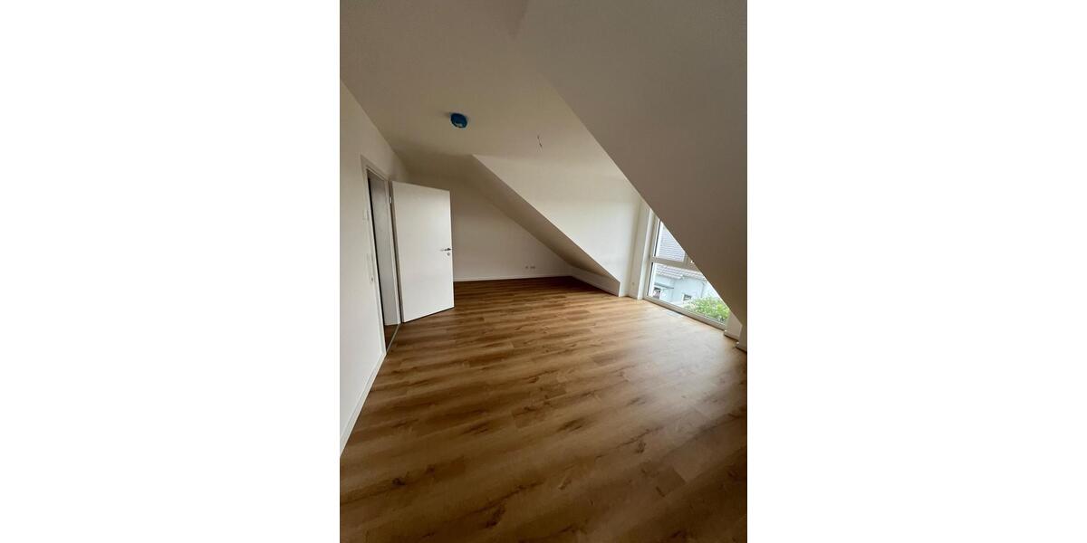Doppelhaushälfte Gau-Algesheim Algesheim - 6 Zimmer, 157 m&sup2;, 2.630&euro; | Angebot:25518990