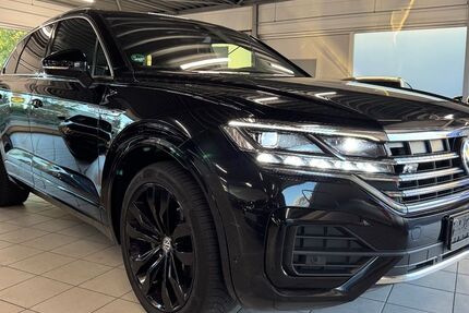 VW Touareg 178.000 km 34.990 € Rüsselsheim 65428