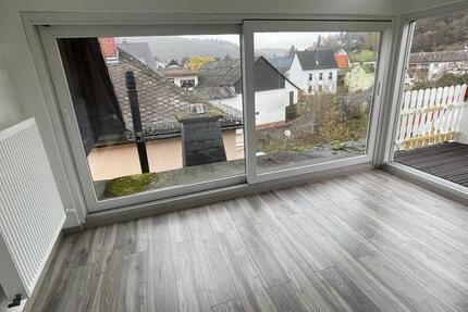 Helle 5-Zimmer-Wohnungen in Aarbergen zu vermieten