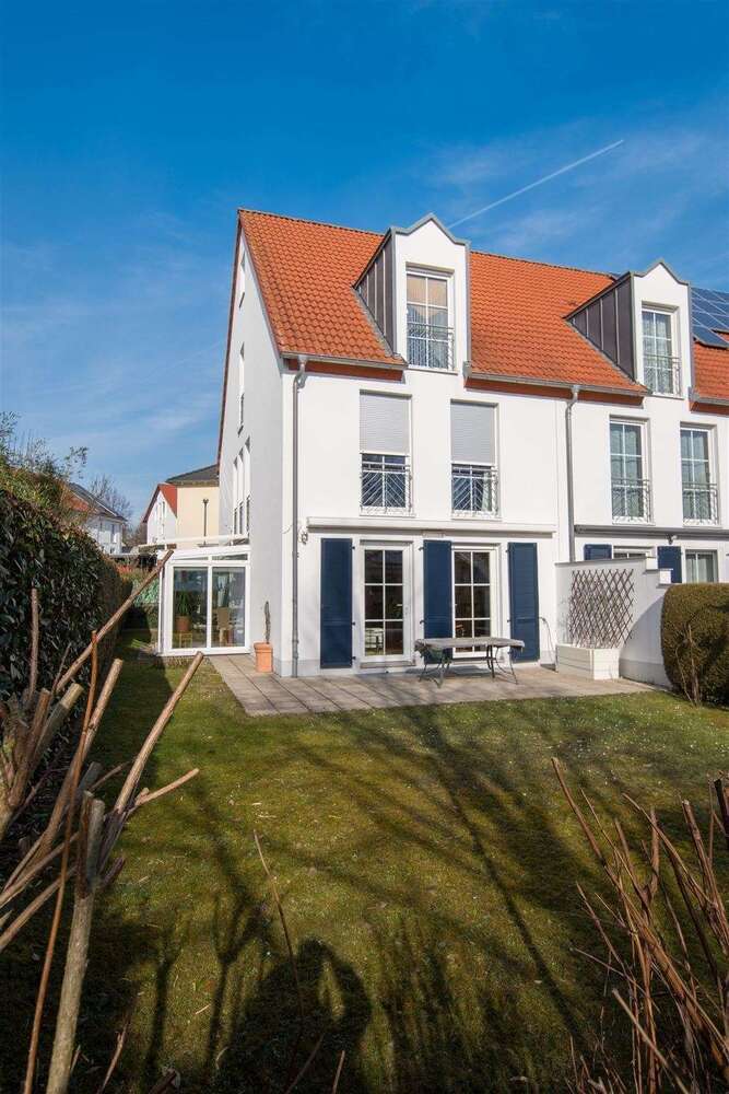 Haus zum Kaufen in Frankfurt 928.000 € 167 m²
