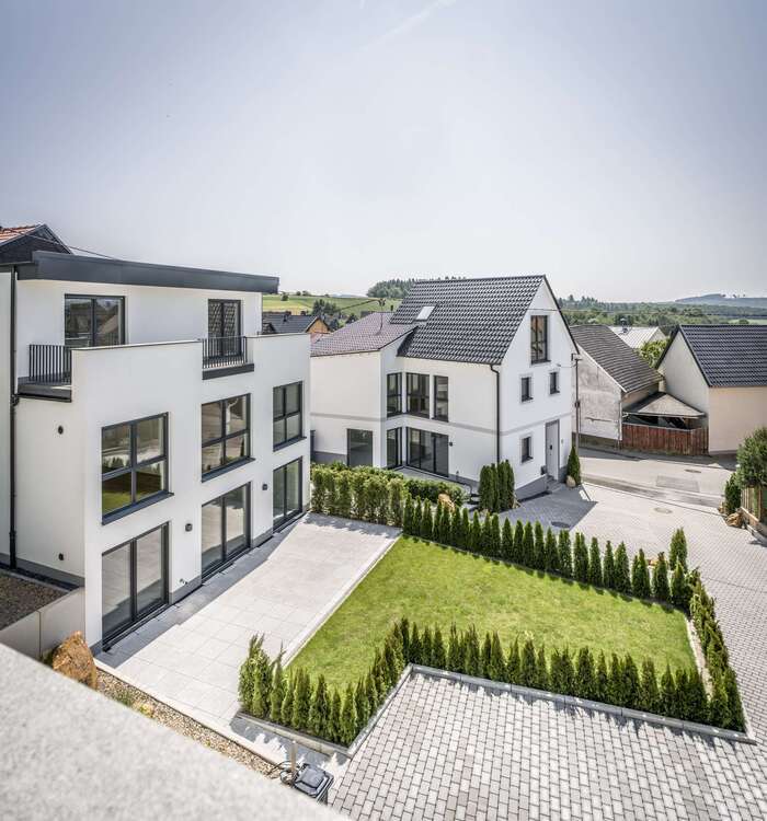 Haus zum Mieten in Wiesbaden 2.950 € 205.07 m²