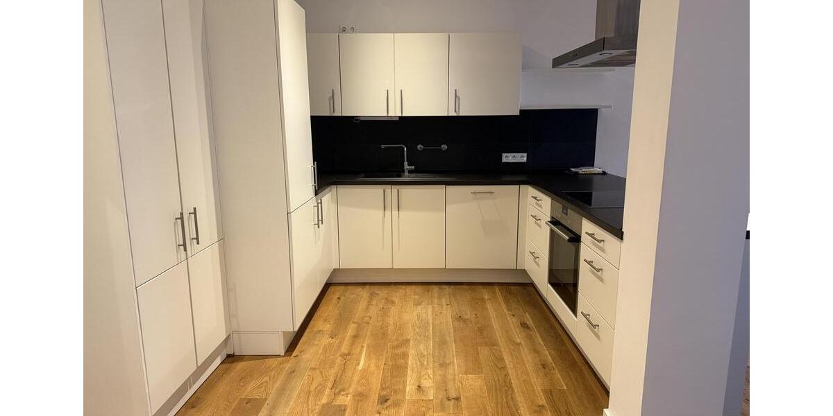 Saniertes Stadthaus FFM-Höchst-Nähe Bahnhof 4 zimmer