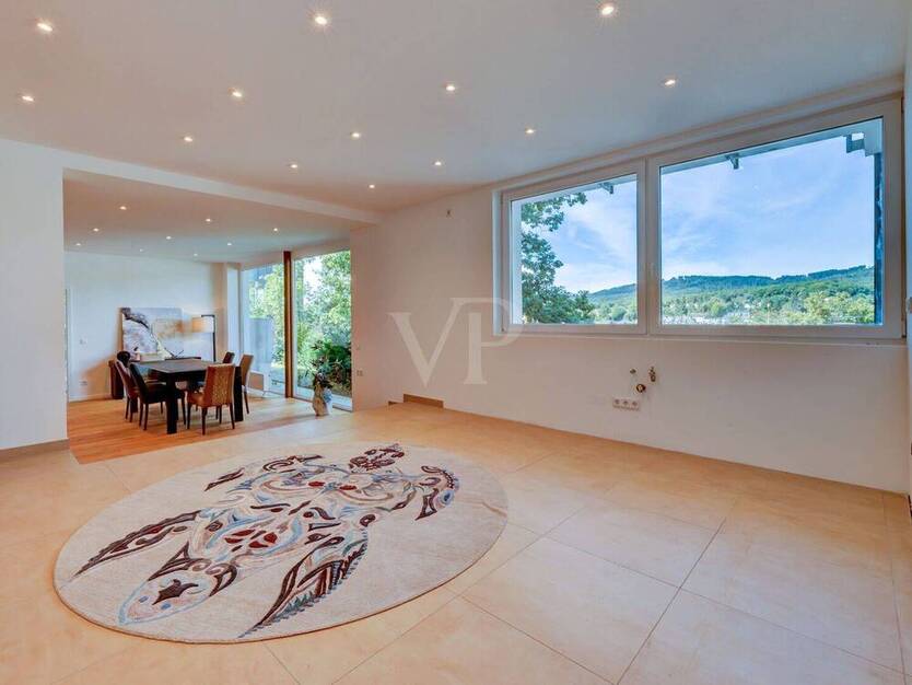 Wohnglück mit Terrasse im Grünen und herrlichem Blick