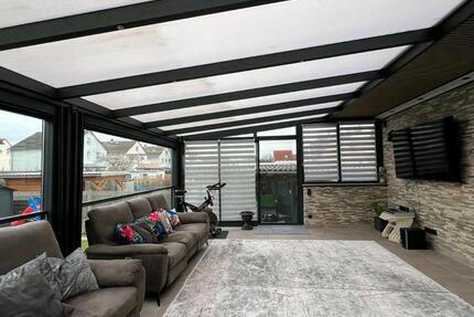 Haus Rüsselsheim am Main - 5 Zimmer, 160 m&sup2;, 2.400&euro; | Angebot:25964511