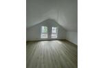 Reihenhaus Bad Schwalbach - 7 Zimmer, 180 m&sup2;, 1.800&euro; | Angebot:26226423