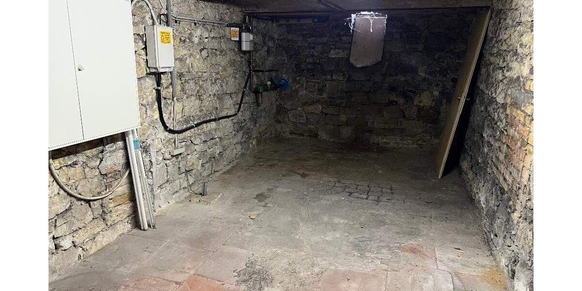Einfamilienhaus Mainz Mombach - 4 Zimmer, 100 m&sup2;, 400.000&euro; | Angebot:25745880