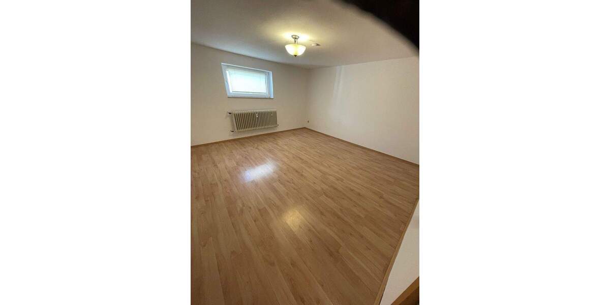 Etagenwohnung Wiesbaden-Breckenheim Breckenheim - 2 Zimmer, 68 m&sup2;, 700&euro; | Angebot:25745778