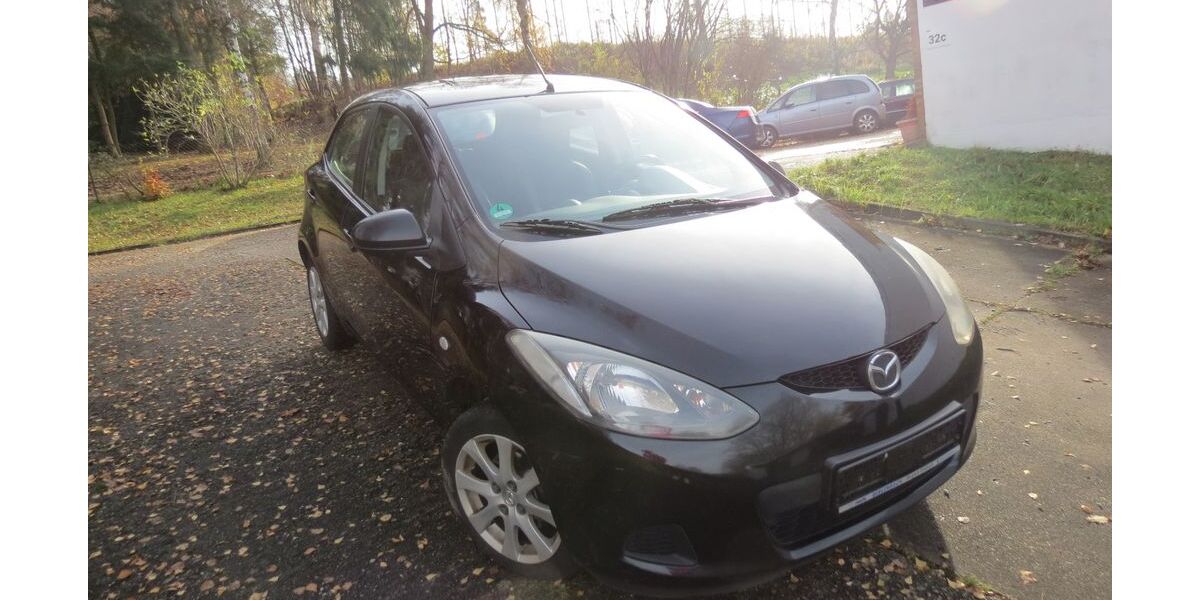 Mazda 2 212.000 km 1.600 € Schlangenbad 65388
