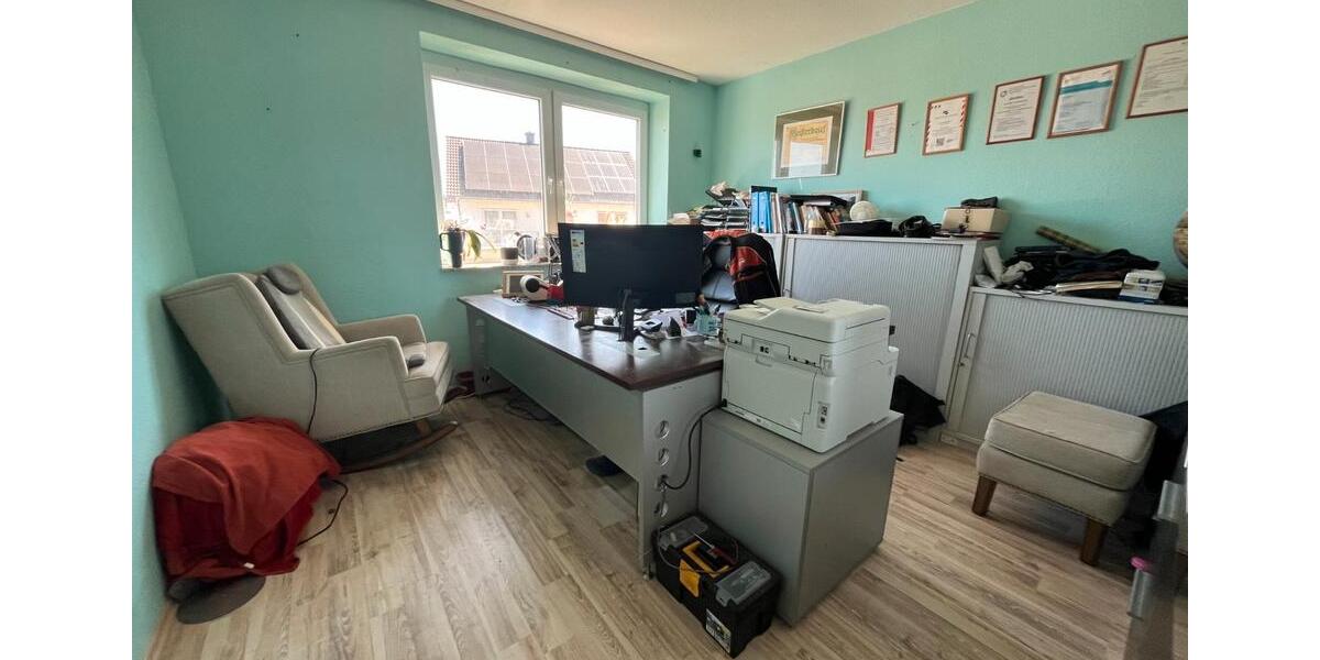 Einfamilienhaus Bodenheim - 4 Zimmer, 125 m&sup2;, 1.700&euro; | Angebot:26375454