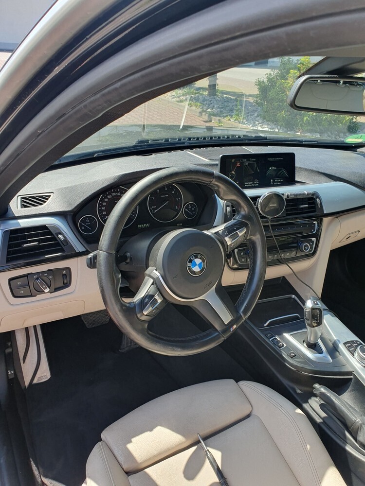 320d F31