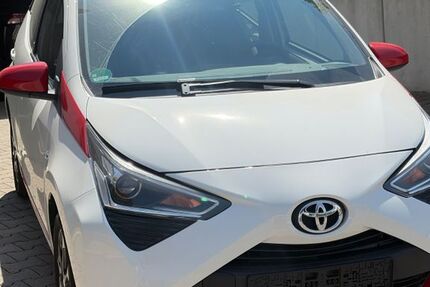 Toyota Aygo (X) 4.800 km 11.400 &euro; Taunusstein 65232