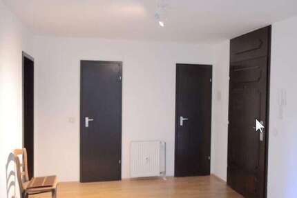 Wohnung Kronberg im Taunus - 2.5 Zimmer, 65 m&sup2;, 950&euro; | Angebot:26308183