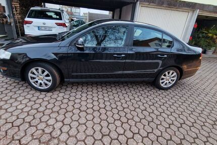 VW Passat 256.100 km 2.450 &euro; Engenhahn 65527