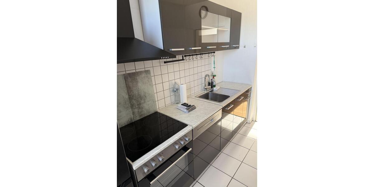 Dachgeschoßwohnung Liederbach am Taunus - 3 Zimmer, 82 m&sup2;, 1.020&euro; | Angebot:26415771