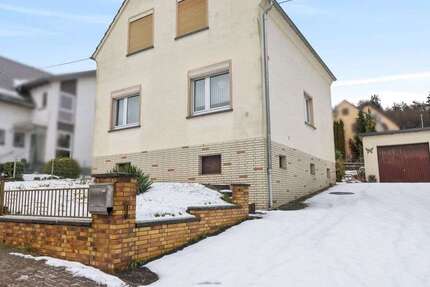 Haus zum Kaufen in Niedernhausen 299.000 € 99 m² 6 zimmer