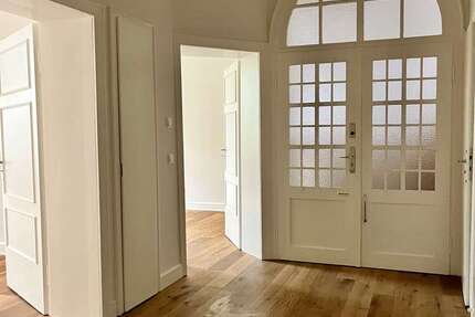 Wohnung zum Mieten in Frankfurt 3.500 € 130 m²