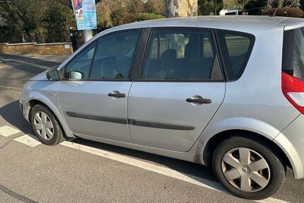 Renault Scenic 170.000 km 1.450 &euro; Wiesbaden 65197