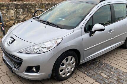 Peugeot 207 113.000 km 2.950 &euro; Mainz 55116