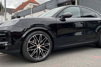 Porsche Cayenne 6.000 km 108.990 € Flörsheim am Main 65439