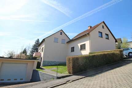 Haus zum Kaufen in Hofheim Wildsachsen 719.000 € 300 m² 13.5 zimmer