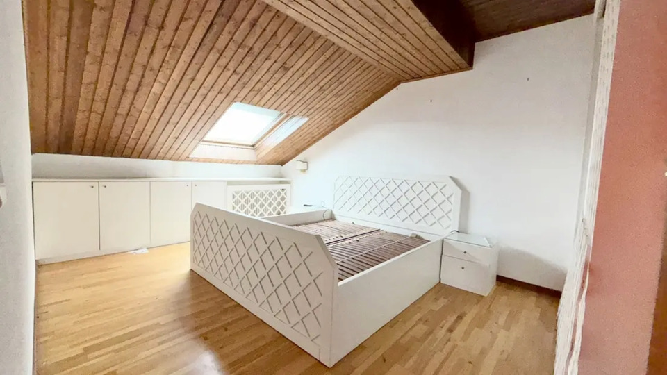 Dachgeschoßwohnung Schmitten im Taunus - 2 Zimmer, 50 m&sup2;, 120.000&euro; | Angebot:25896063