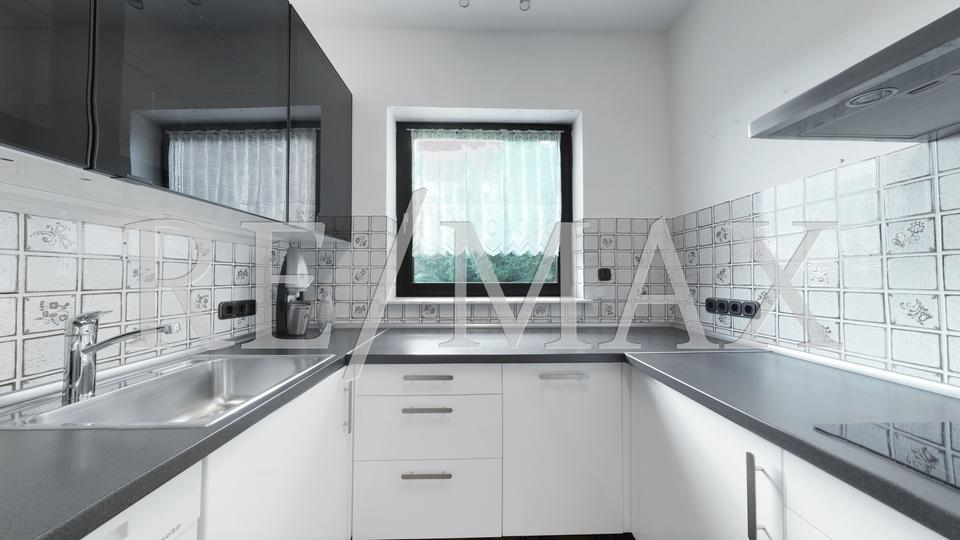 Einfamilienhaus Idstein - 5 Zimmer, 185 m&sup2;, 1.800&euro; | Angebot:26065494