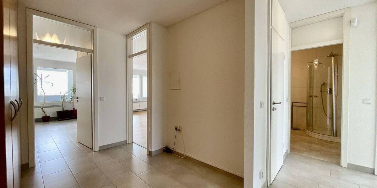 Etagenwohnung Wiesbaden Nordenstadt - 3 Zimmer, 94 m&sup2;, 330.000&euro; | Angebot:25987383