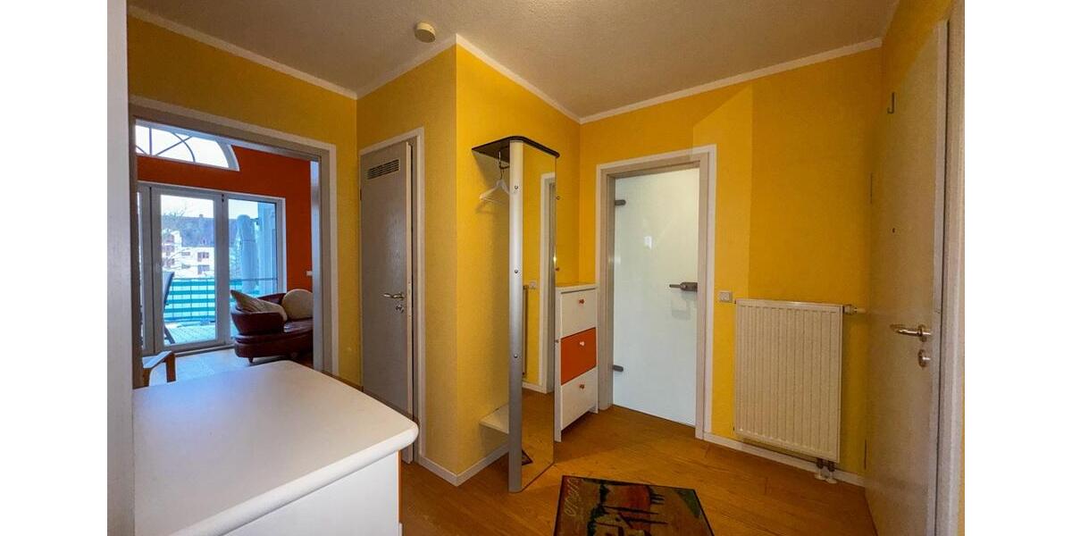 Dachgeschoßwohnung Wiesbaden Mainz-Kastel - 2 Zimmer, 65 m&sup2;, 1.150&euro; | Angebot:26381966