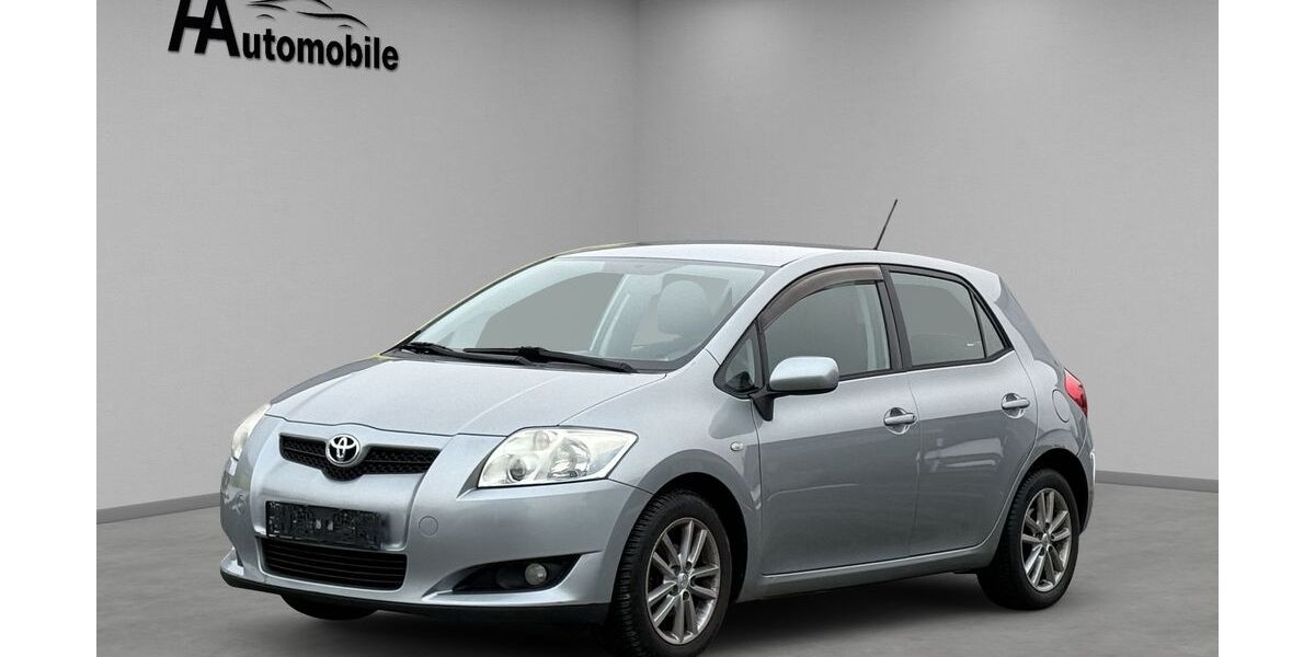 Toyota Auris 175.000 km 3.990 &euro; Schmitten im Taunus 61389