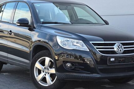VW Tiguan 99.999 km 9.900 &euro; Wiesbaden 65201