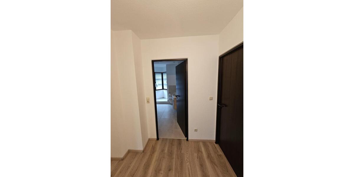 Etagenwohnung Wiesbaden Nordost - 2 Zimmer, 75 m&sup2;, 1.400&euro; | Angebot:24550310