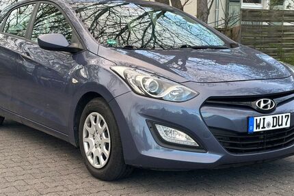 Hyundai i30 211.230 km 5.500 &euro; Wiesbaden 65196