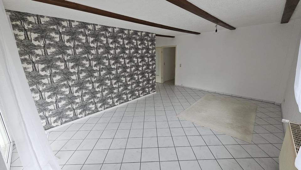 Etagenwohnung Wiesbaden Biebrich - 4 Zimmer, 103 m&sup2;, 1.600&euro; | Angebot:26481546