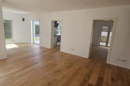 Wohnung Kelkheim (Taunus) - 2.5 Zimmer, 88 m&sup2;, 349.000&euro; | Angebot:26404892