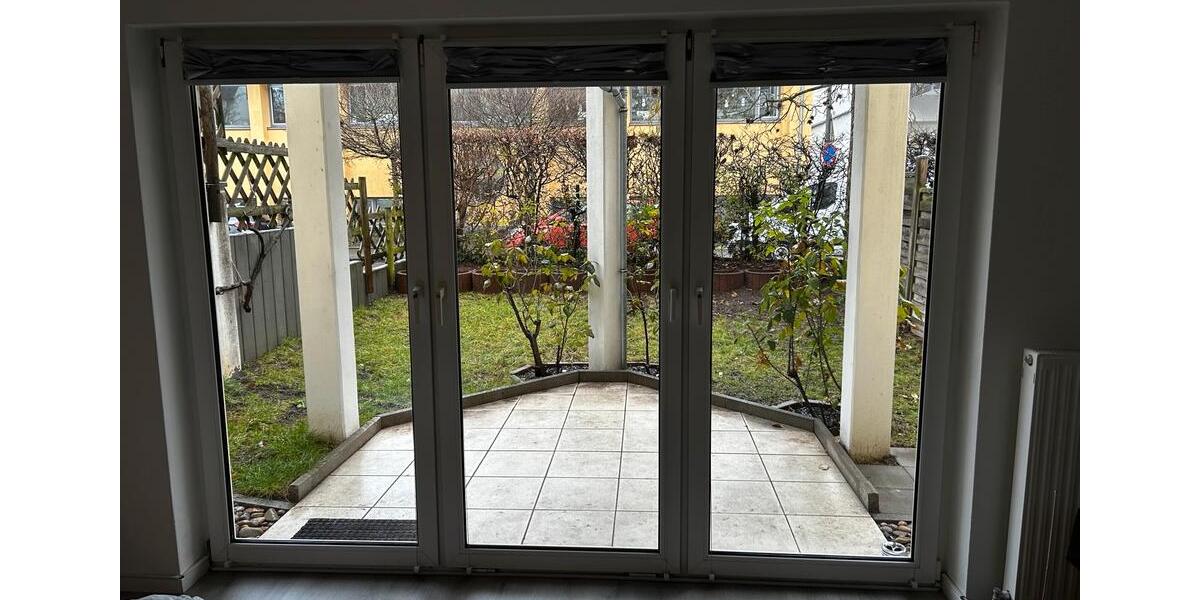 OHNE MAKLER !!! 1 Zimmer-Apartment mit Garten und TG-Stellplatz 1 zimmer