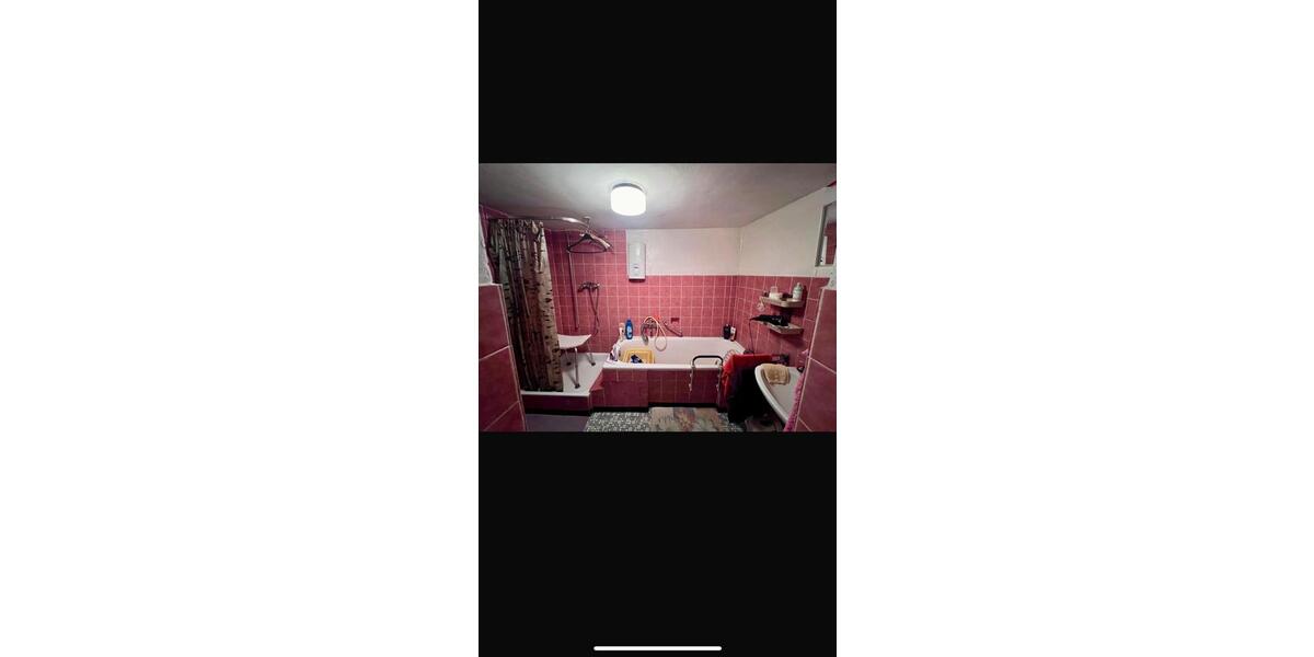 Einfamilienhaus Bad Schwalbach - 7 Zimmer, 150 m&sup2;, 1.900&euro; | Angebot:25916158