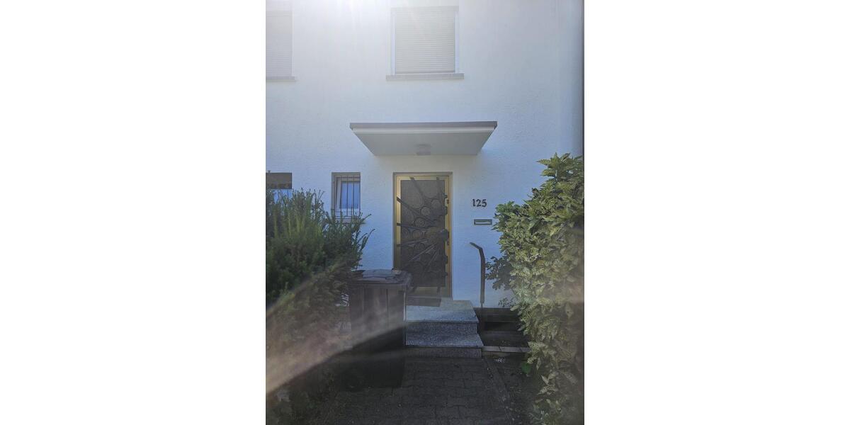 Reihenhaus Raunheim - 4 Zimmer, 94 m&sup2;, 299.500&euro; | Angebot:27253660