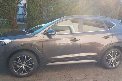 Hyundai TUCSON 78.000 km 17.900 &euro; Selters 65618