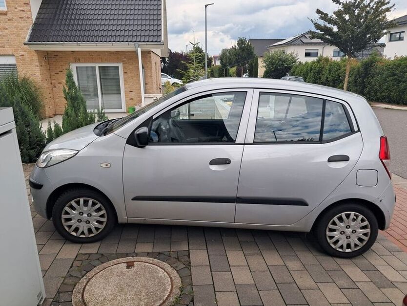 i10