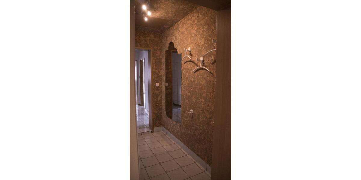 Dachgeschoßwohnung Wiesbaden Klarenthal - 4 Zimmer, 85 m&sup2;, 259.000&euro; | Angebot:27189326