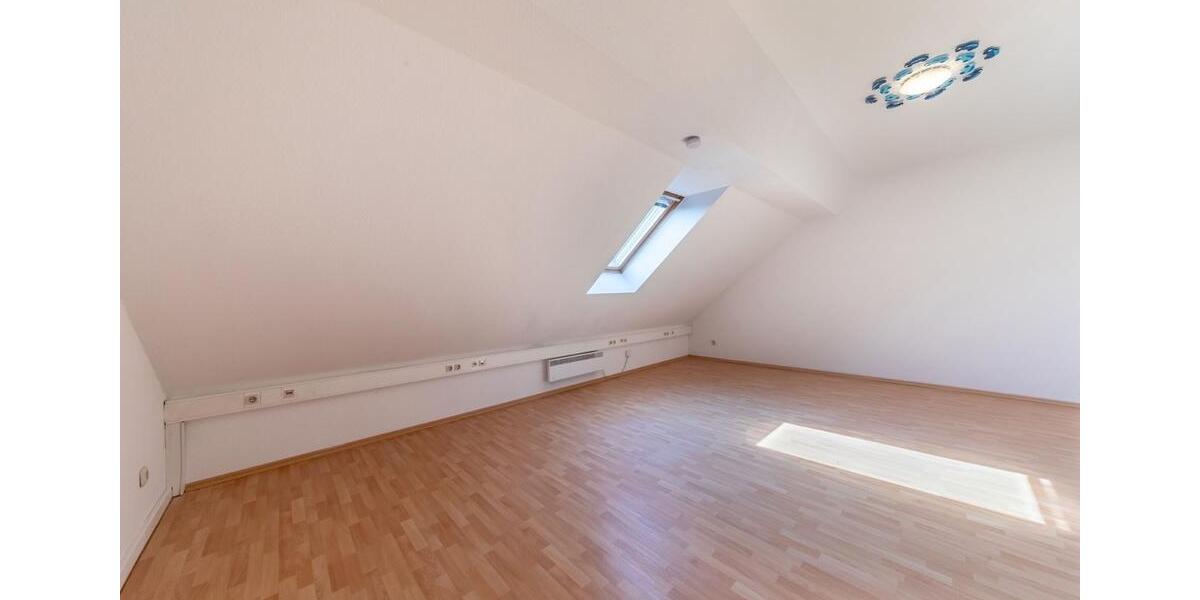 Reihenhaus Harxheim - 5 Zimmer, 141 m&sup2;, 2.200&euro; | Angebot:26364653