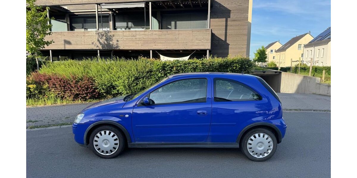 Opel Corsa 92.000 km 3.200 &euro; Hofheim 65719