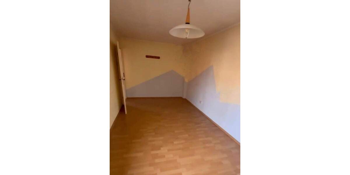 Mehrfamilienhaus, Wohnhaus Hattersheim am Main Hattersheim - 9 Zimmer, 153 m&sup2;, 405.000&euro; | Angebot:25737658