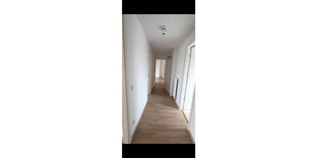Dachgeschoßwohnung Rüsselsheim am Main - 4 Zimmer, 82 m&sup2;, 259.000&euro; | Angebot:26393918