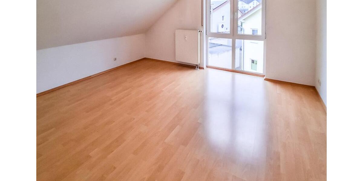 Dachgeschoßwohnung Ingelheim am Rhein - 3 Zimmer, 78 m&sup2;, 298.000&euro; | Angebot:25715331