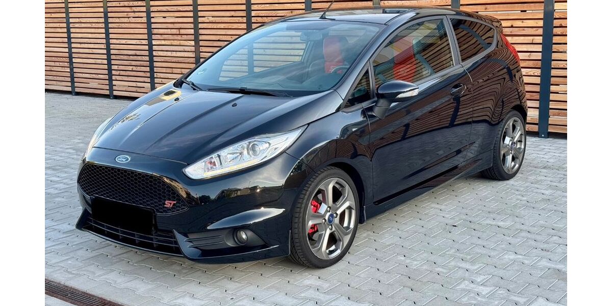 Ford Fiesta 92.000 km 9.990 € Groß-Gerau 64521