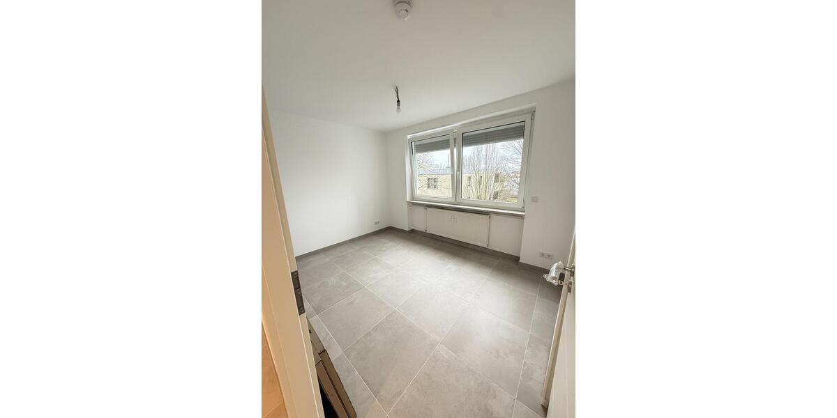 Etagenwohnung Steinbach (Taunus) - 3 Zimmer, 73 m&sup2;, 1.300&euro; | Angebot:24456351