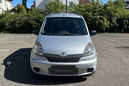 Toyota Verso 239.000 km 2.800 &euro; Wiesbaden 65195