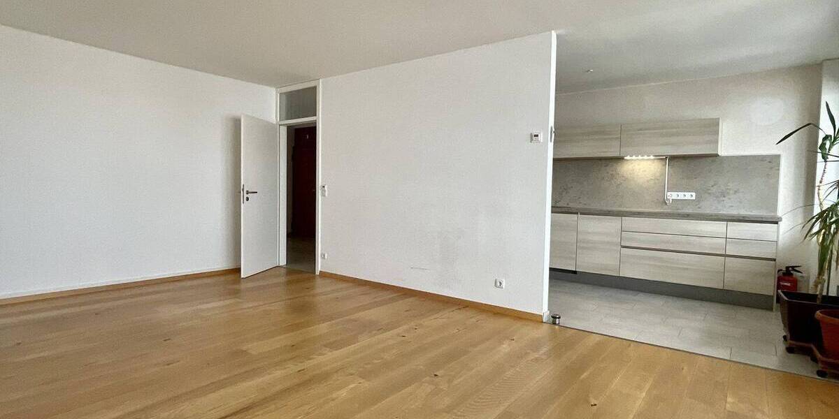 Etagenwohnung Wiesbaden Nordenstadt - 3 Zimmer, 94 m&sup2;, 330.000&euro; | Angebot:25987383